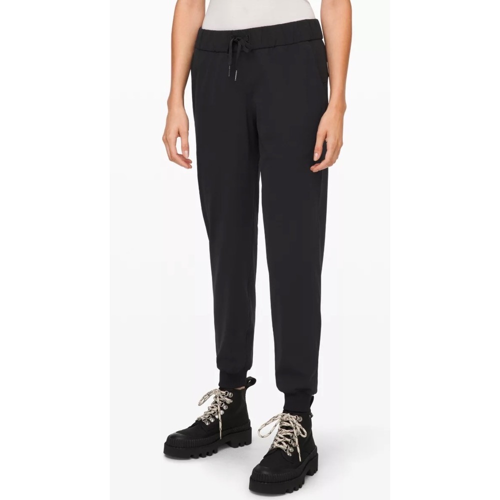 Lululemon On the Fly Jogger Pants Black Size 10 Tapered Athleisure